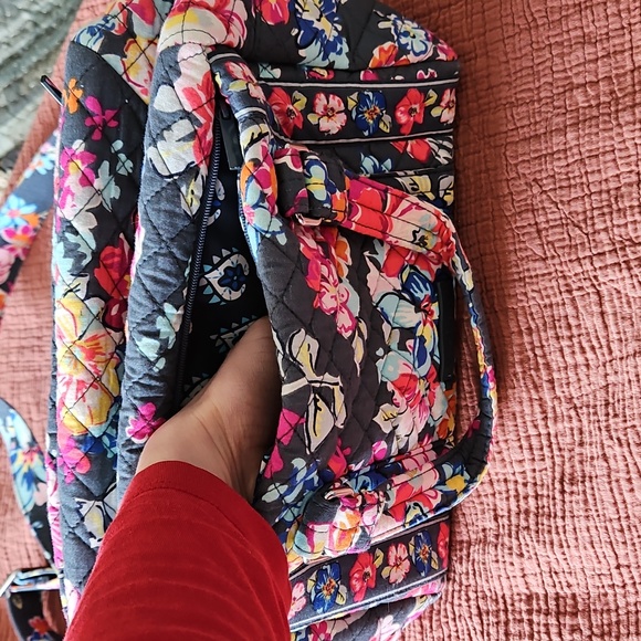 Vera Bradley 100 Handbag - Picture 3 of 7